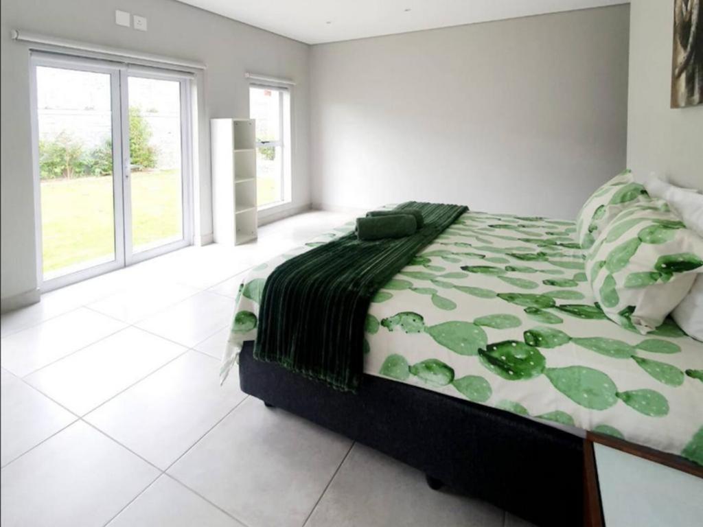Holiday home Knights Retreat On Kingswood Golf Estate George